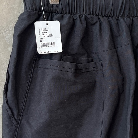 NEW Size Small Free People Black Barrel Leg Cropped Jogger Game Day Patch Pants - Picture 7 of 8